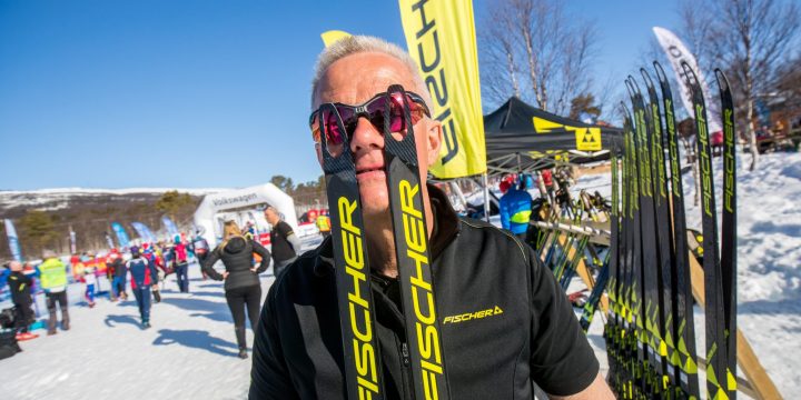 Lämna in dina skidor för vallning inför Fjälltopploppet & Skicrossen